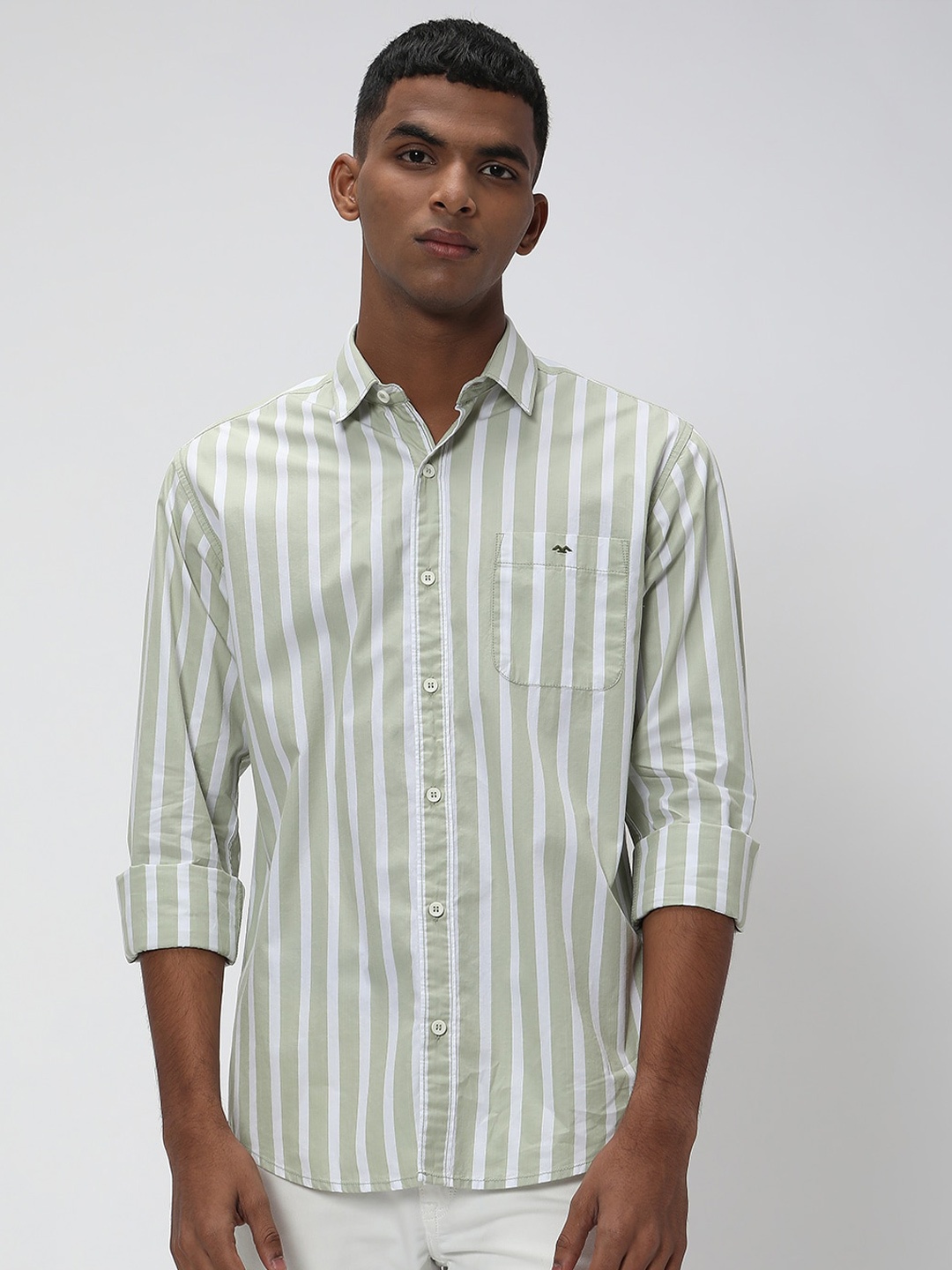 

Mufti Trim Slim Fit Striped Pure Cotton Casual Shirt, Green