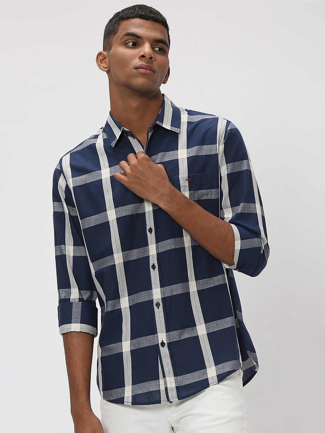 

Mufti Trim Slim Fit Windowpane Checked Pure Cotton Casual Shirt, Navy blue