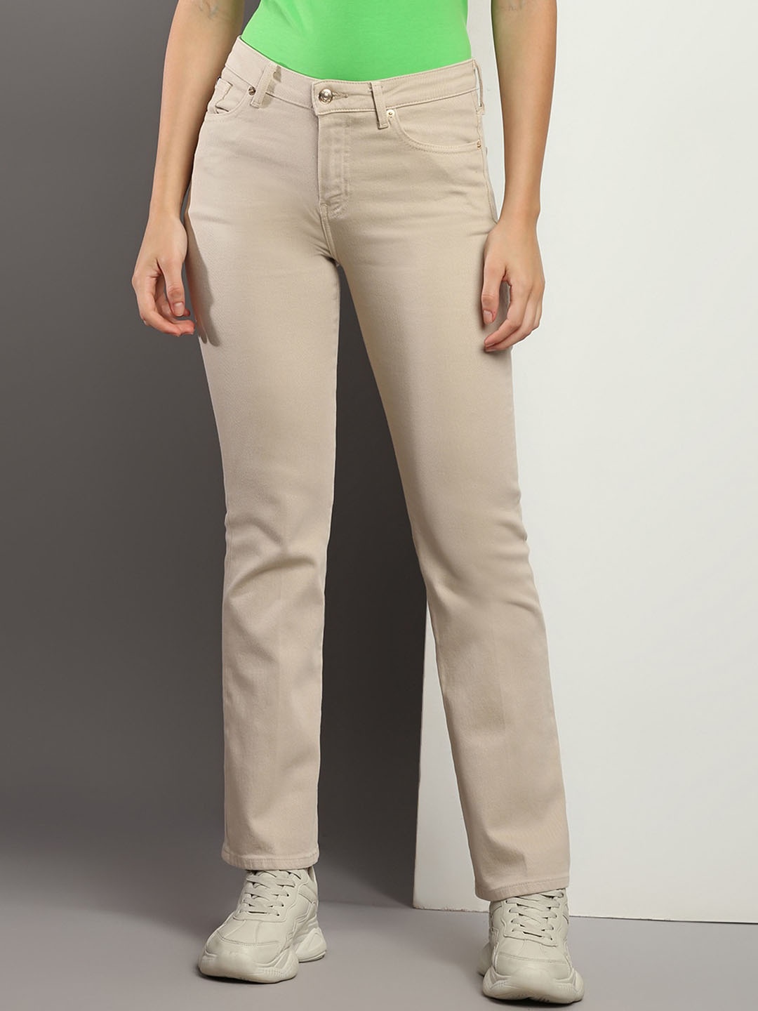 

Tommy Hilfiger Women Regular Fit Stretchable Cotton Jeans, Beige