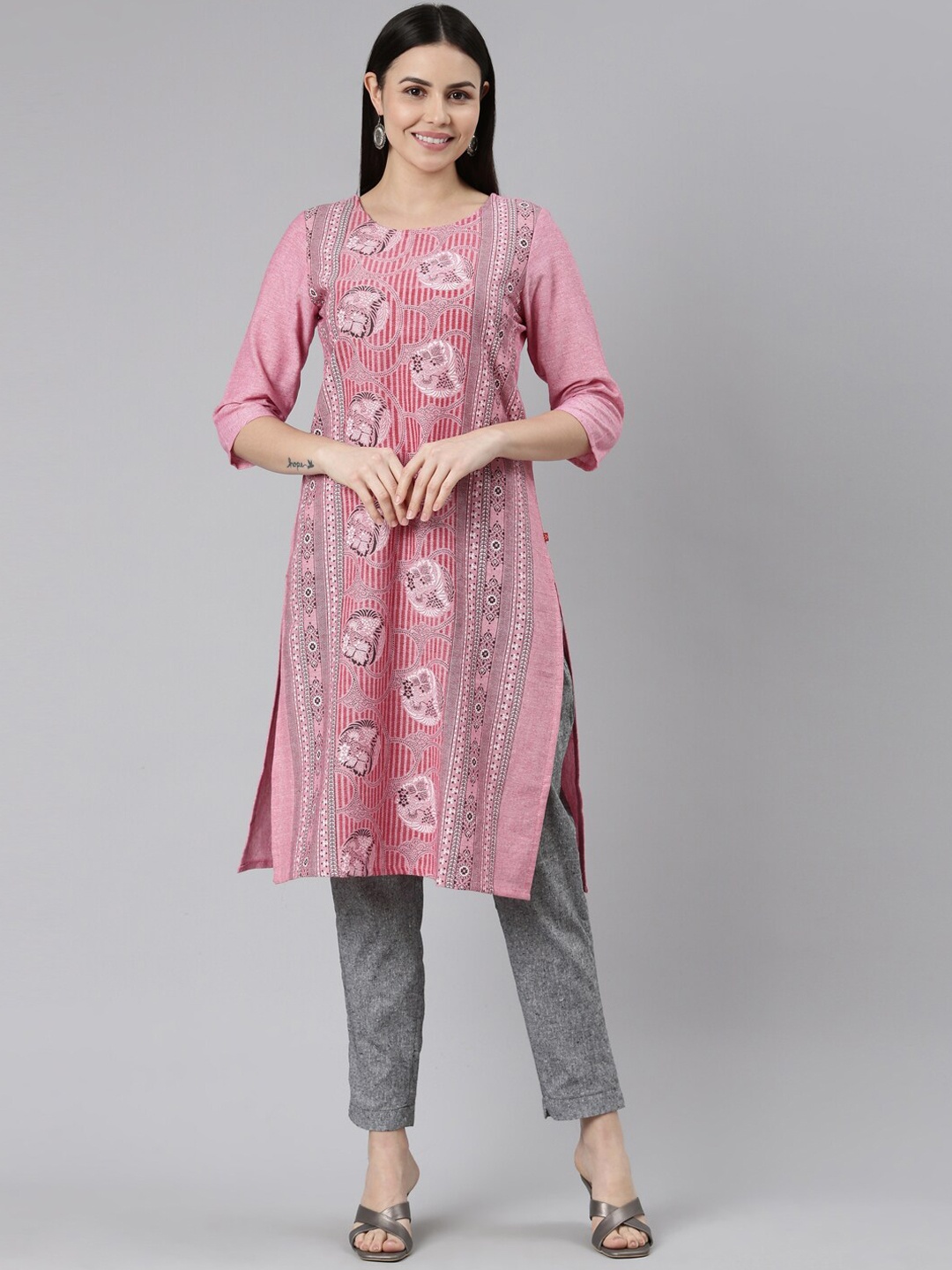 

Marcia Floral Printed Pure Cotton Round Neck Straight Kurta, Pink
