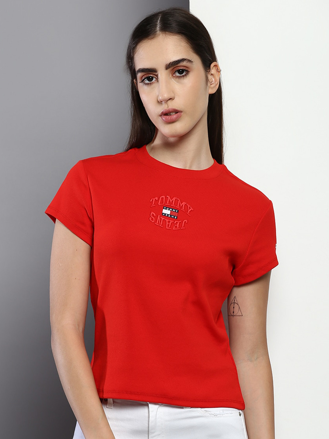 

Tommy Hilfiger Round Neck Cotton T-shirt, Red