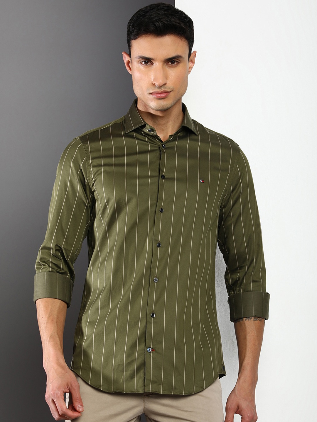 

Tommy Hilfiger Men Slim Fit Striped Cotton Formal Shirt, Olive