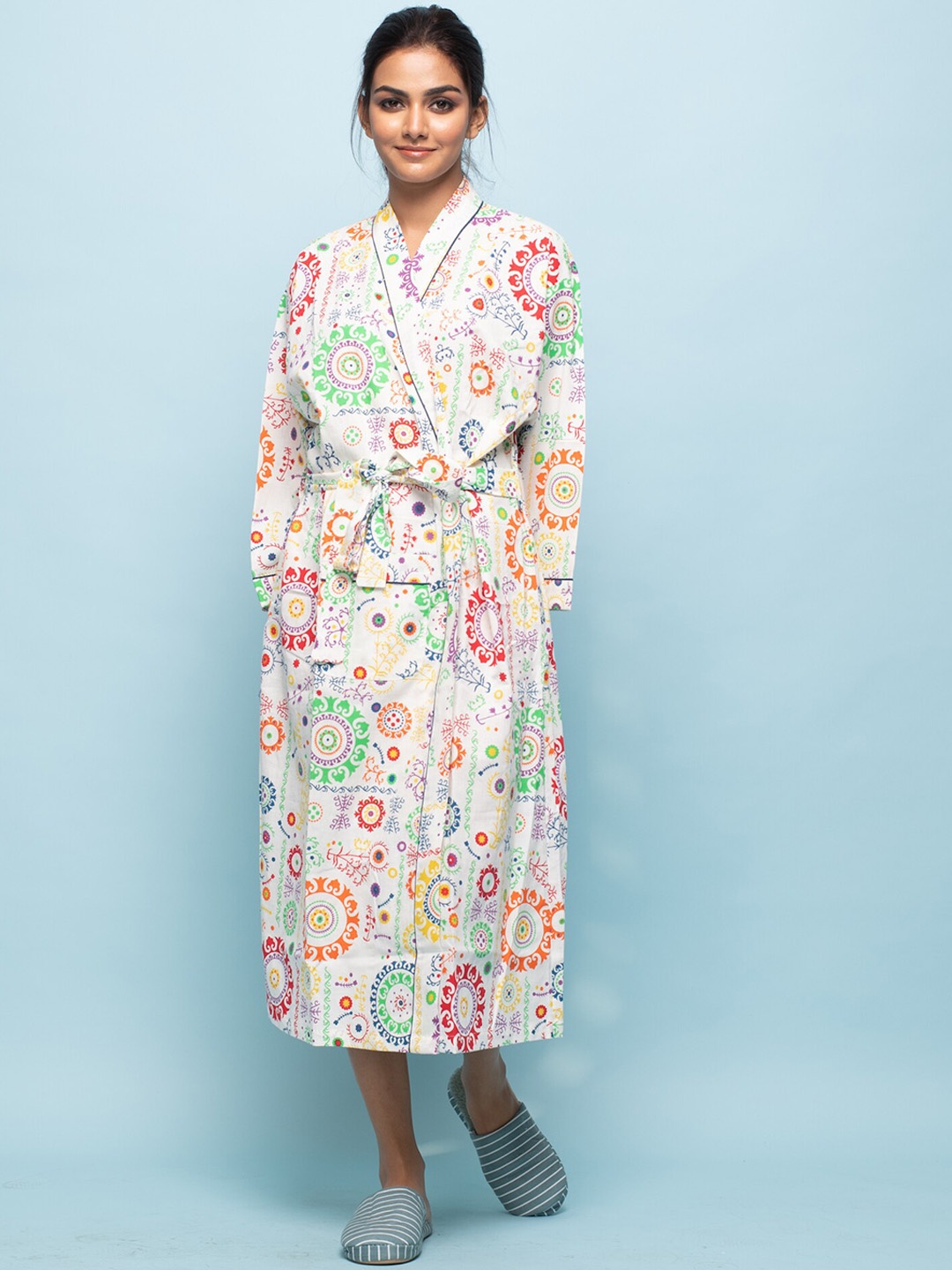 

Sanskrutihomes Floral Printed Cotton Cover-Up Robe, White