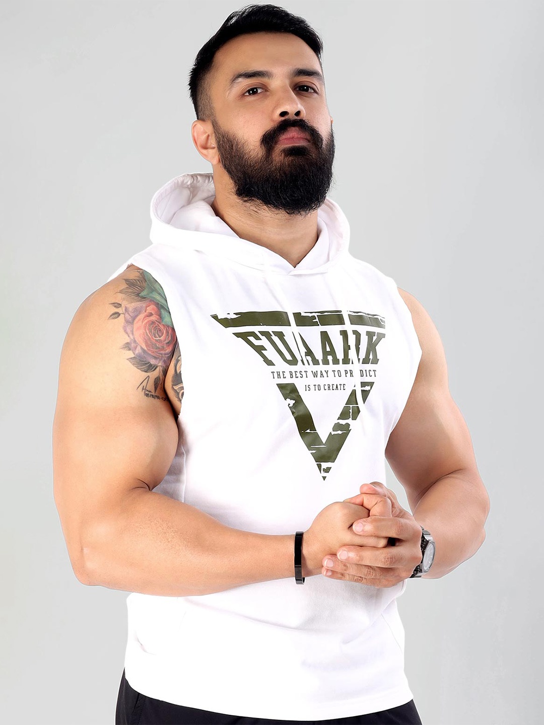 

FUAARK Typography Printed Sleeveless Hooded Cotton Sweatshirt, White