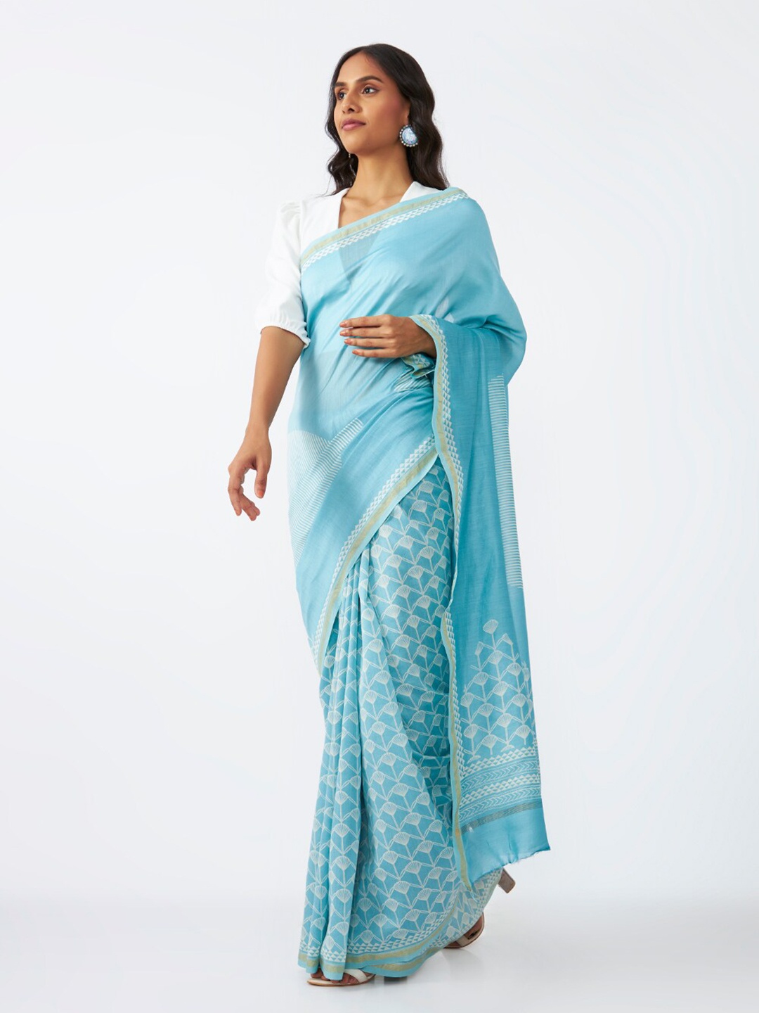 

Taneira Geometric Printed Silk Cotton Saree, Blue