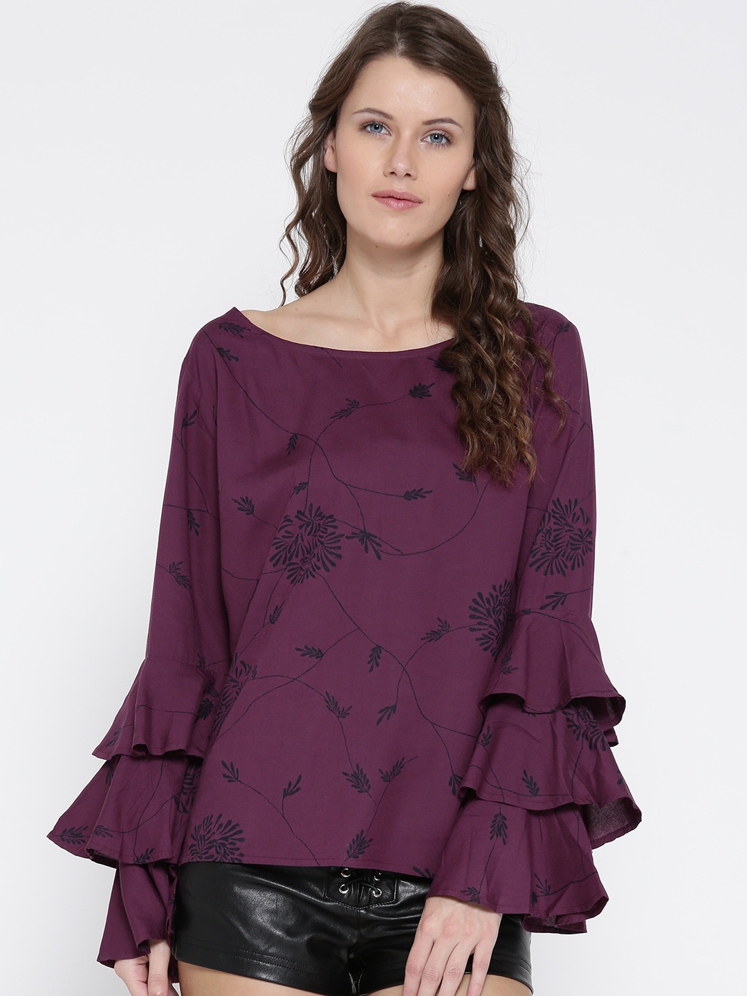 

Sera Women Purple Printed Ruffled Top