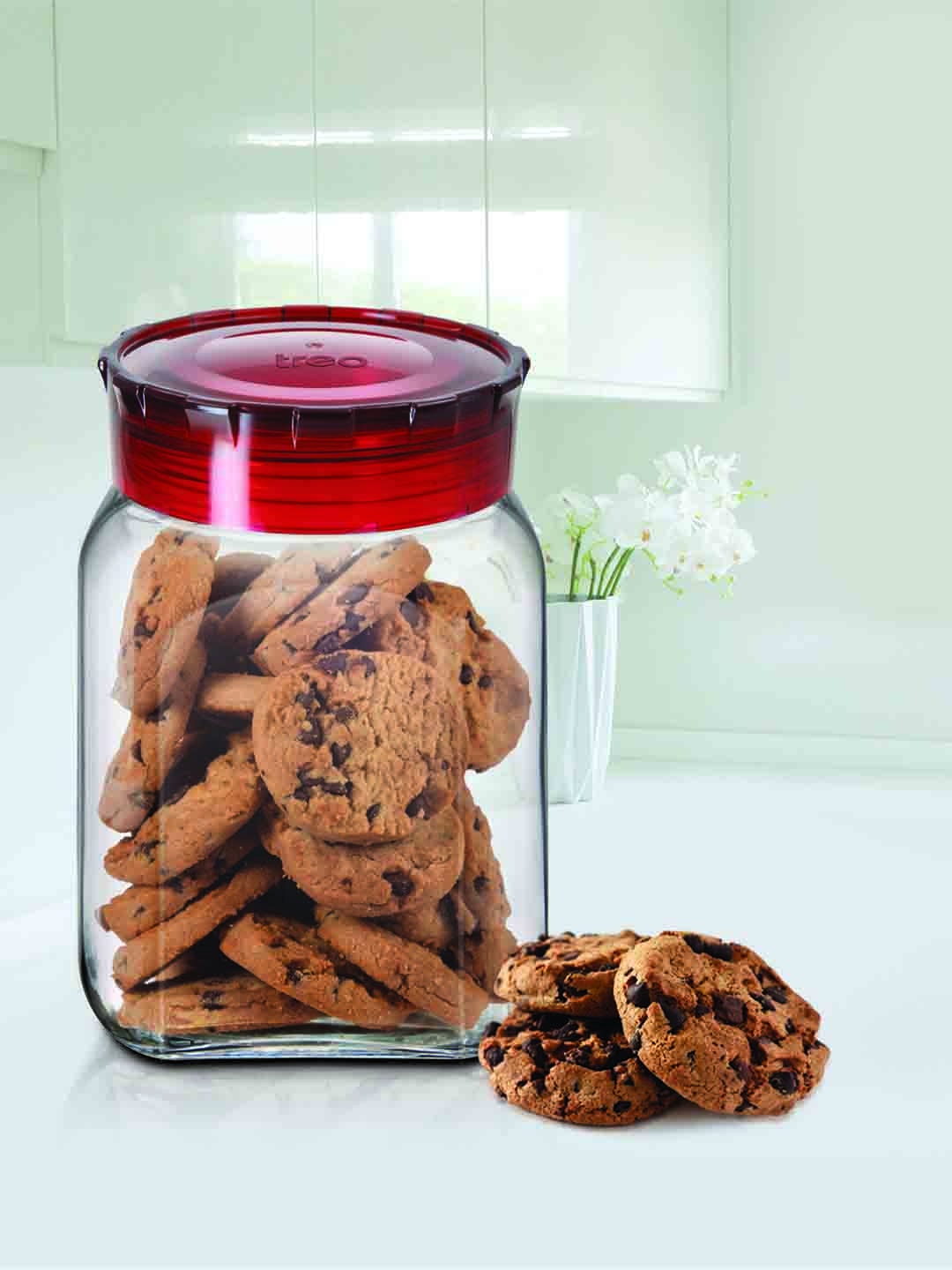 

Treo Transparent Square Glass Jar With Lid 1.3 L