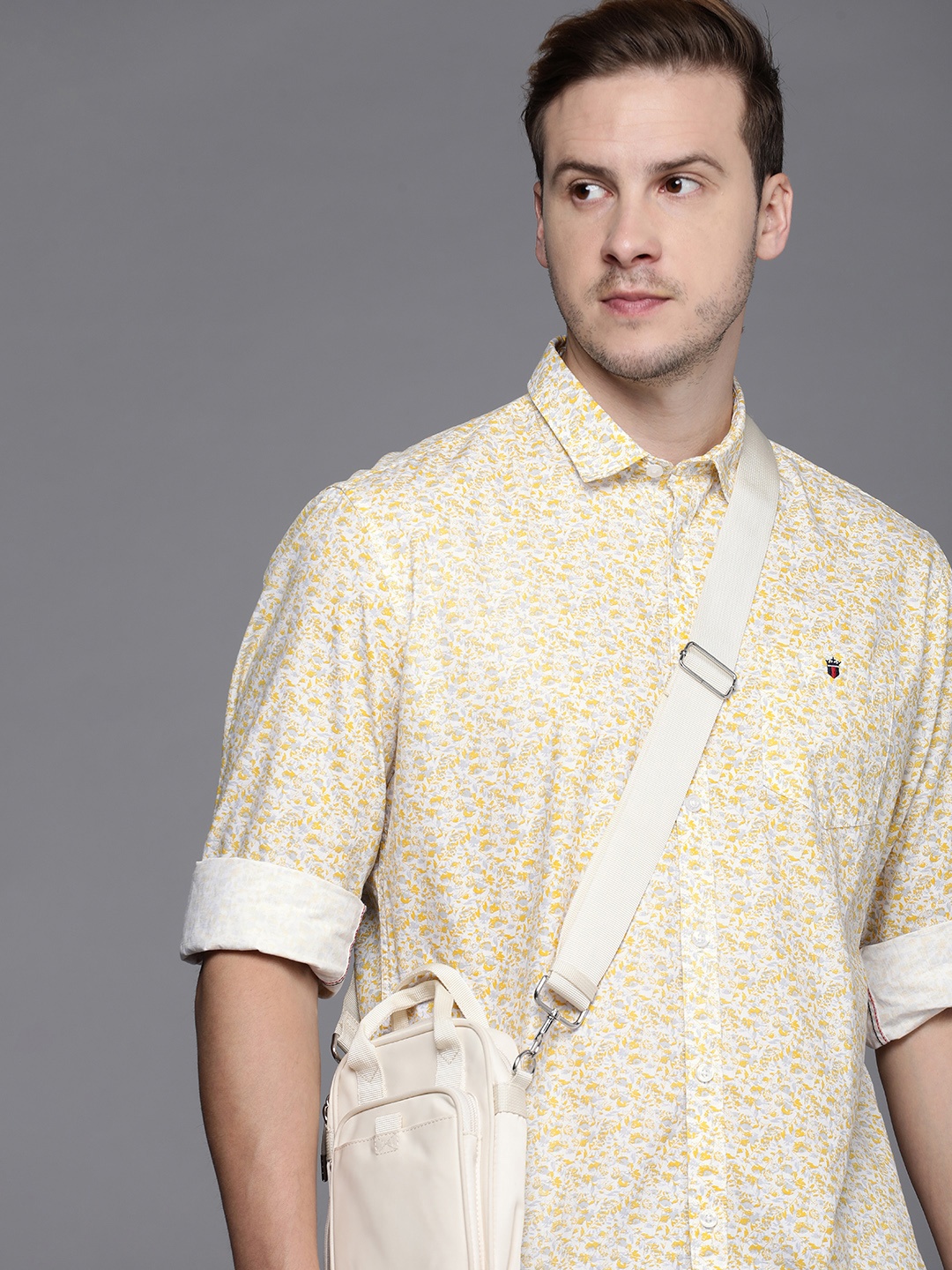 

Louis Philippe Jeans Men Slim Fit Floral Printed Pure Cotton Casual Shirt, Yellow