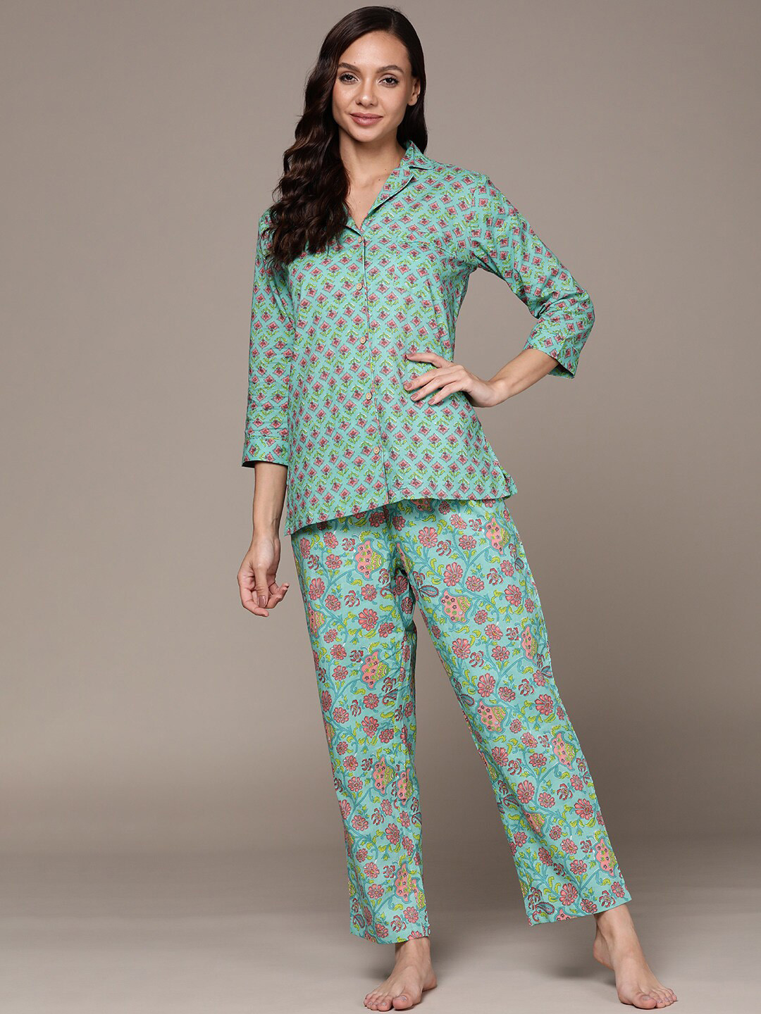 

Anubhutee Floral Printed Pure Cotton Night Suit, Green