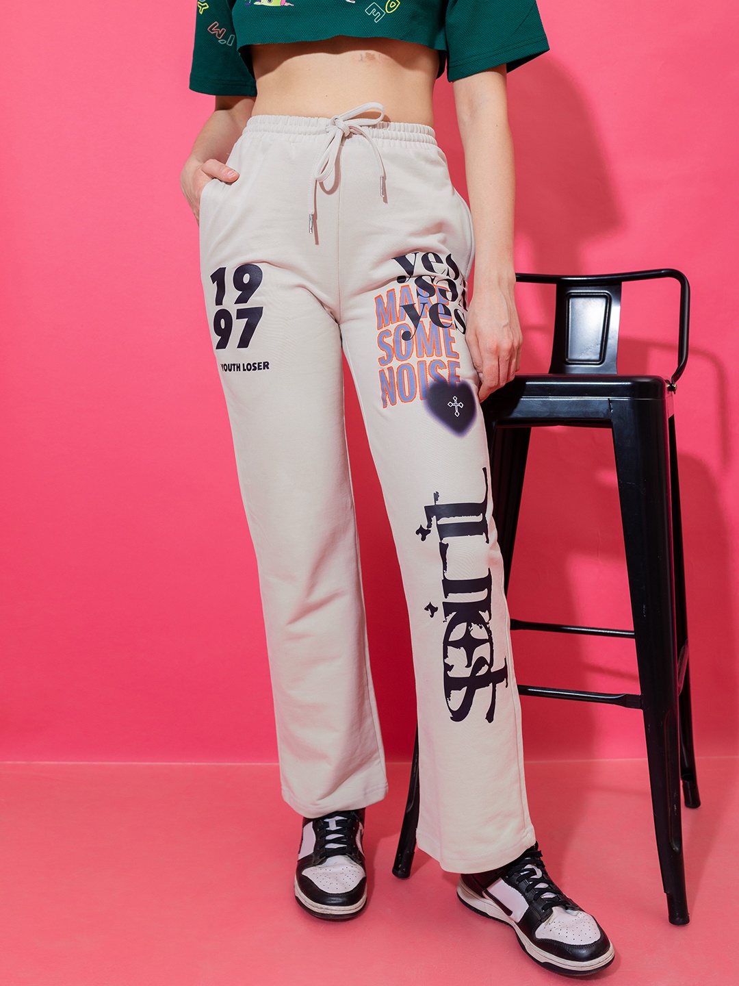 

Stylecast X Hersheinbox Women Printed High-Rise Trousers, Beige