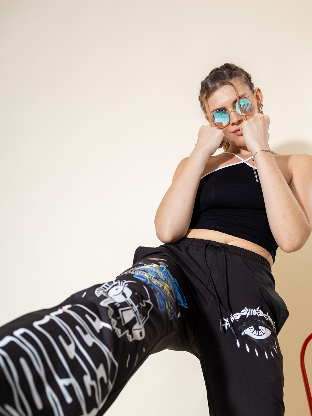 

Stylecast X Hersheinbox Women Printed High-Rise Pleated Parallel Trousers, Black