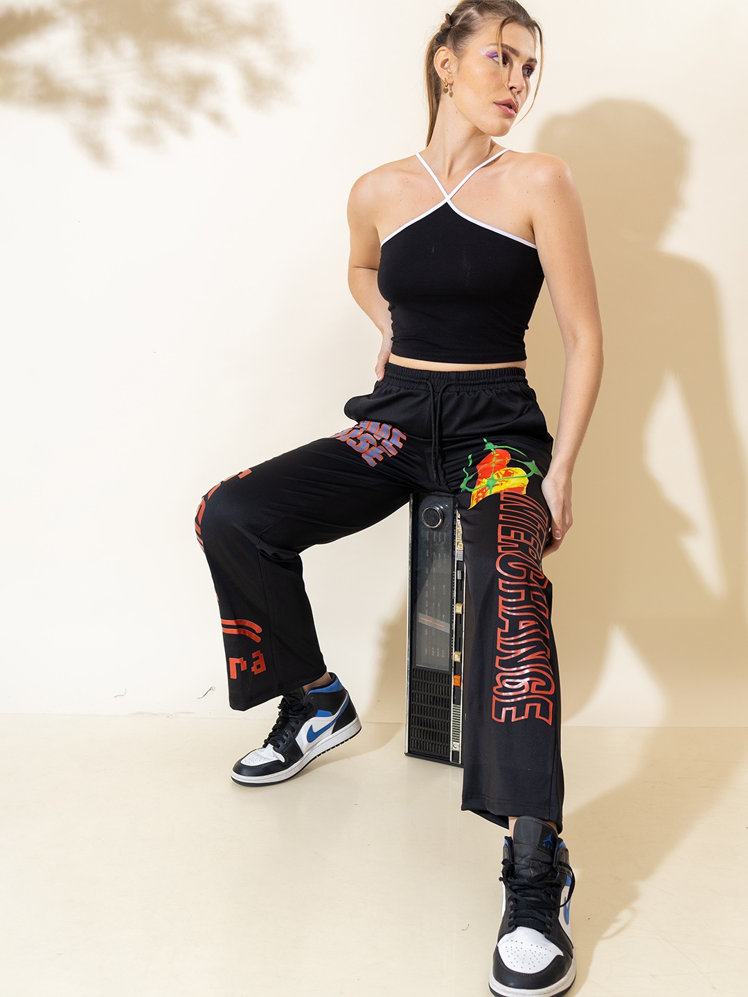 

Stylecast X Hersheinbox Women Printed High-Rise Pleated Parallel Trousers, Black