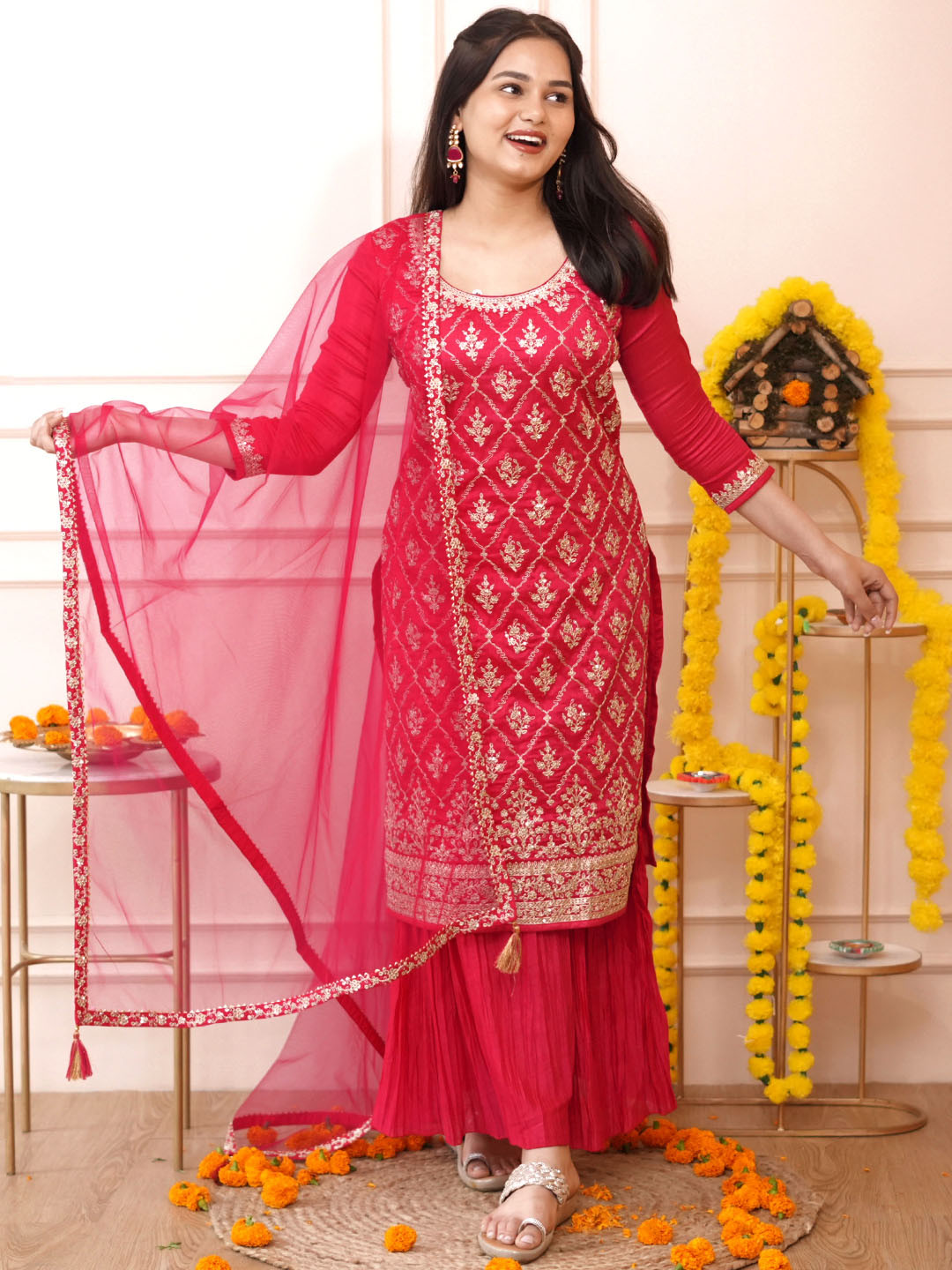 

Libas Floral Embroidered Kurta with Sharara & With Dupatta, Magenta