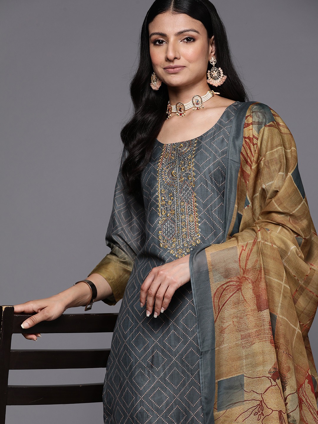 

Libas Yoke Design Thread Work Kurta with Trousers & With Dupatta, Grey