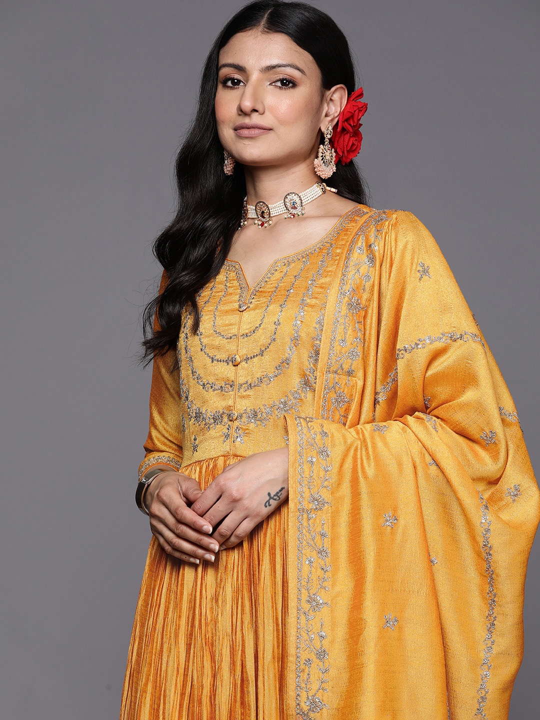 

Libas Women Yellow Floral Embroidered Empire Sequinned Kurta with Trousers & With Dupatta