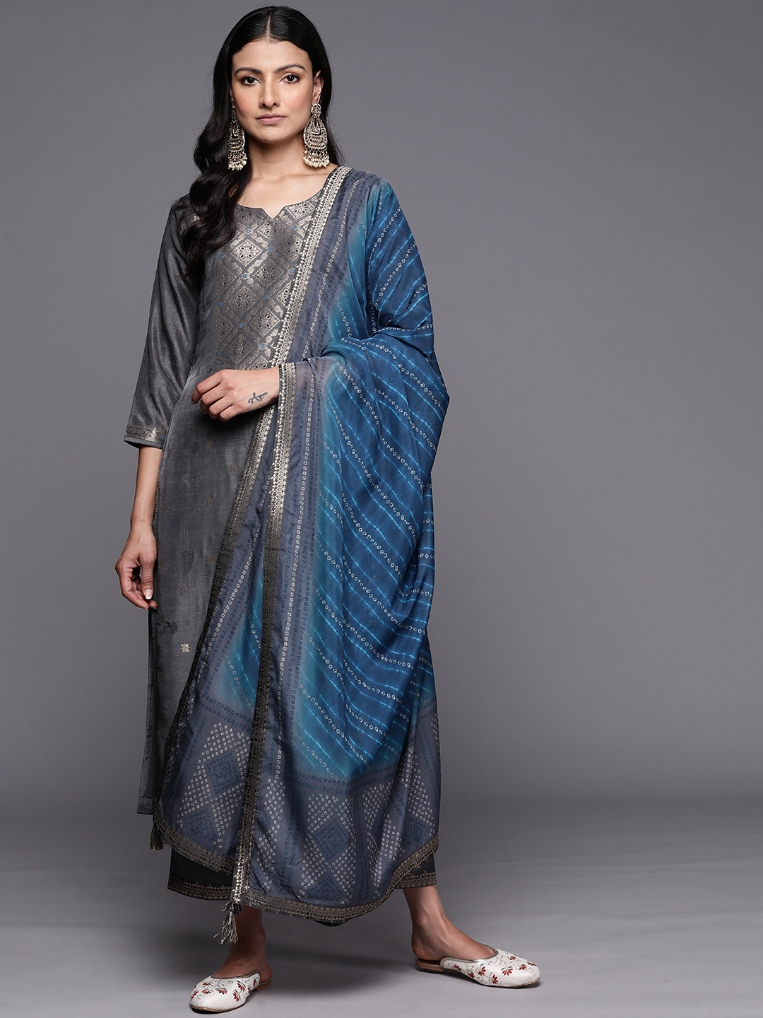 

Libas Women Grey Floral Kurta with Trousers & With Dupatta