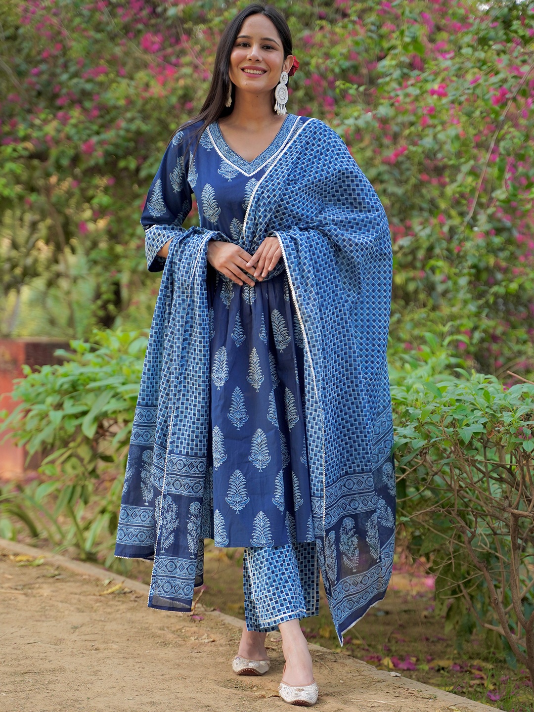 

Libas Women Blue Floral Printed High Slit Gotta Patti Pure Cotton Kurta with Trousers & With Dupatta