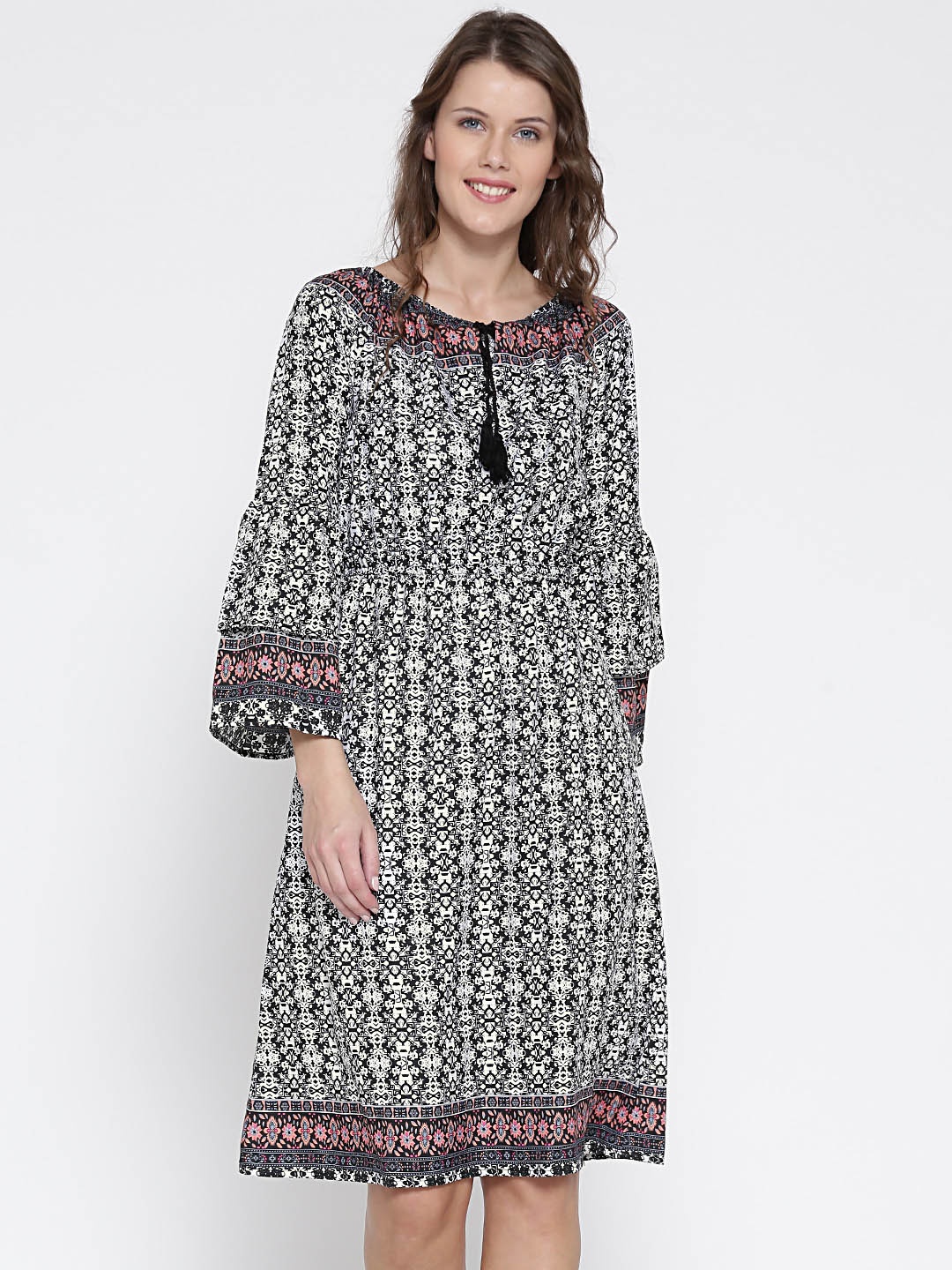 

Sera Women White & Black Printed A-Line Dress