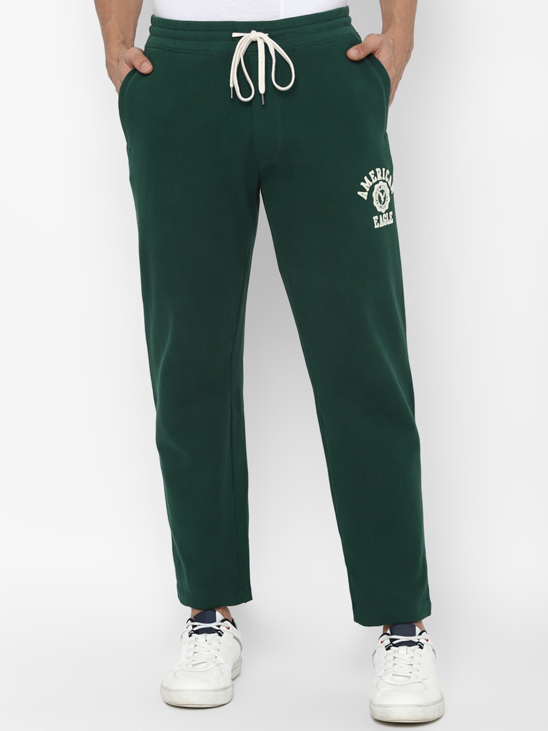 

AMERICAN EAGLE OUTFITTERS Men Brand Logo Printed Regular Fit Mid-Rise Track Pants, Green