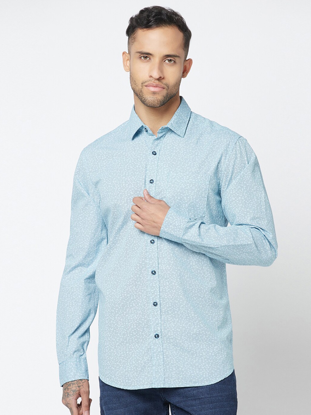 

Blue Buddha Men Printed Casual Cotton Shirt