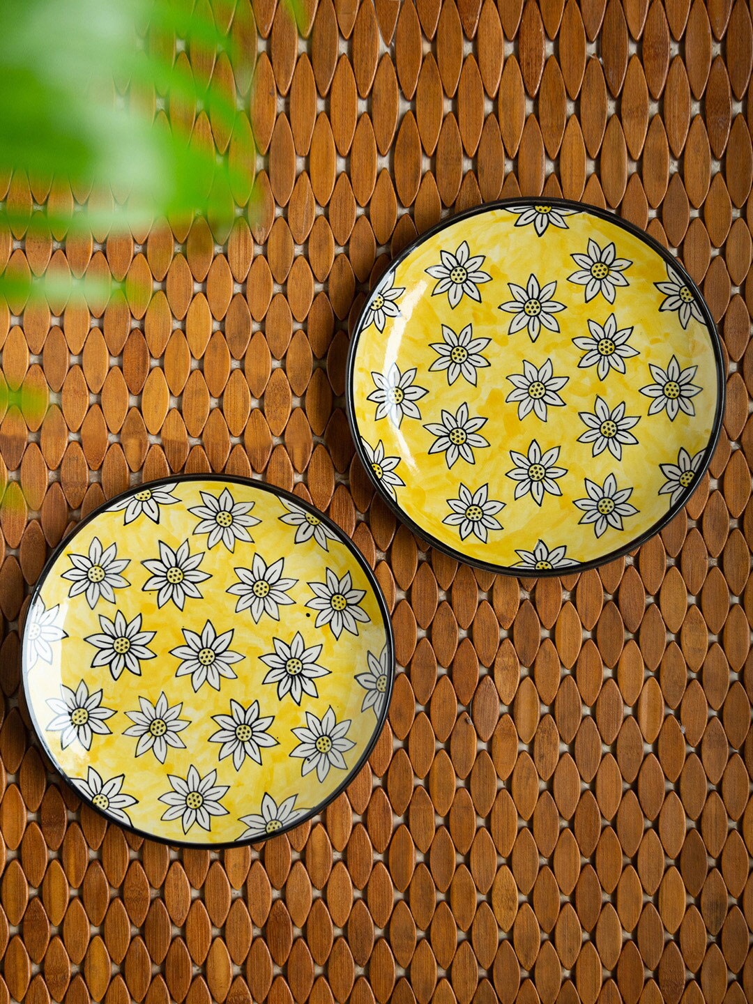 

ExclusiveLane Californian Sunflowers Yellow & White 2 Pcs Floral Printed Ceramic Plates