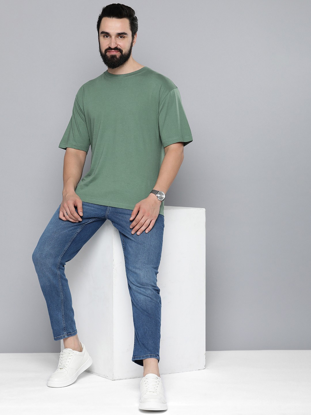 

Mast & Harbour Round Neck Drop-Shoulder Sleeves Pure Cotton T-shirt, Green