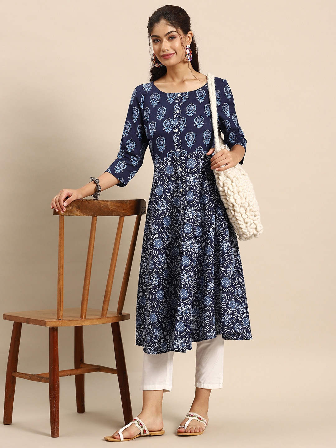 

Sangria Ethnic Motifs Printed Pure Cotton A-Line Kurta, Navy blue