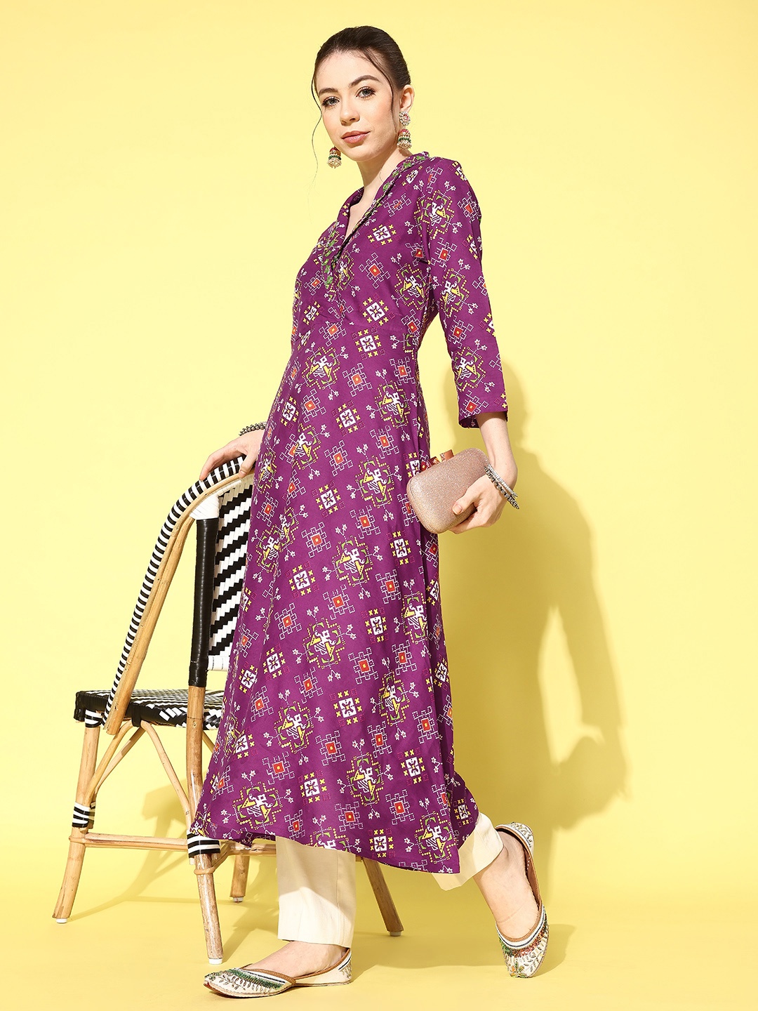 

Sangria Bandhani Print Wrapped Around Kurta, Purple