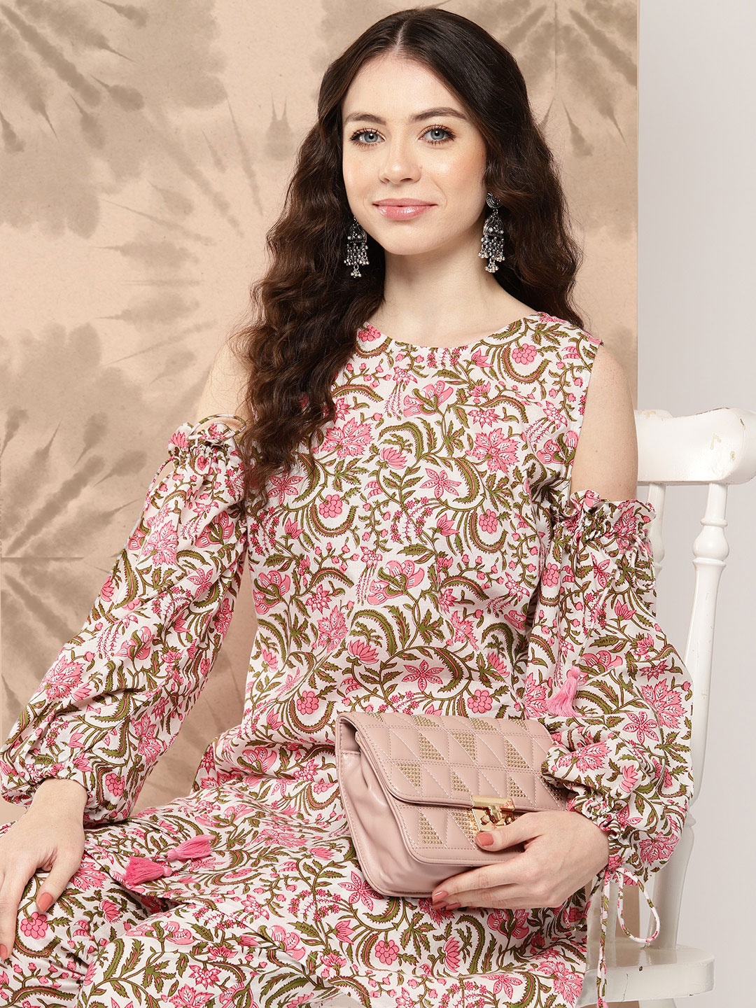 

Sangria Floral Print Cold-Shoulder Kurta with Trousers, White