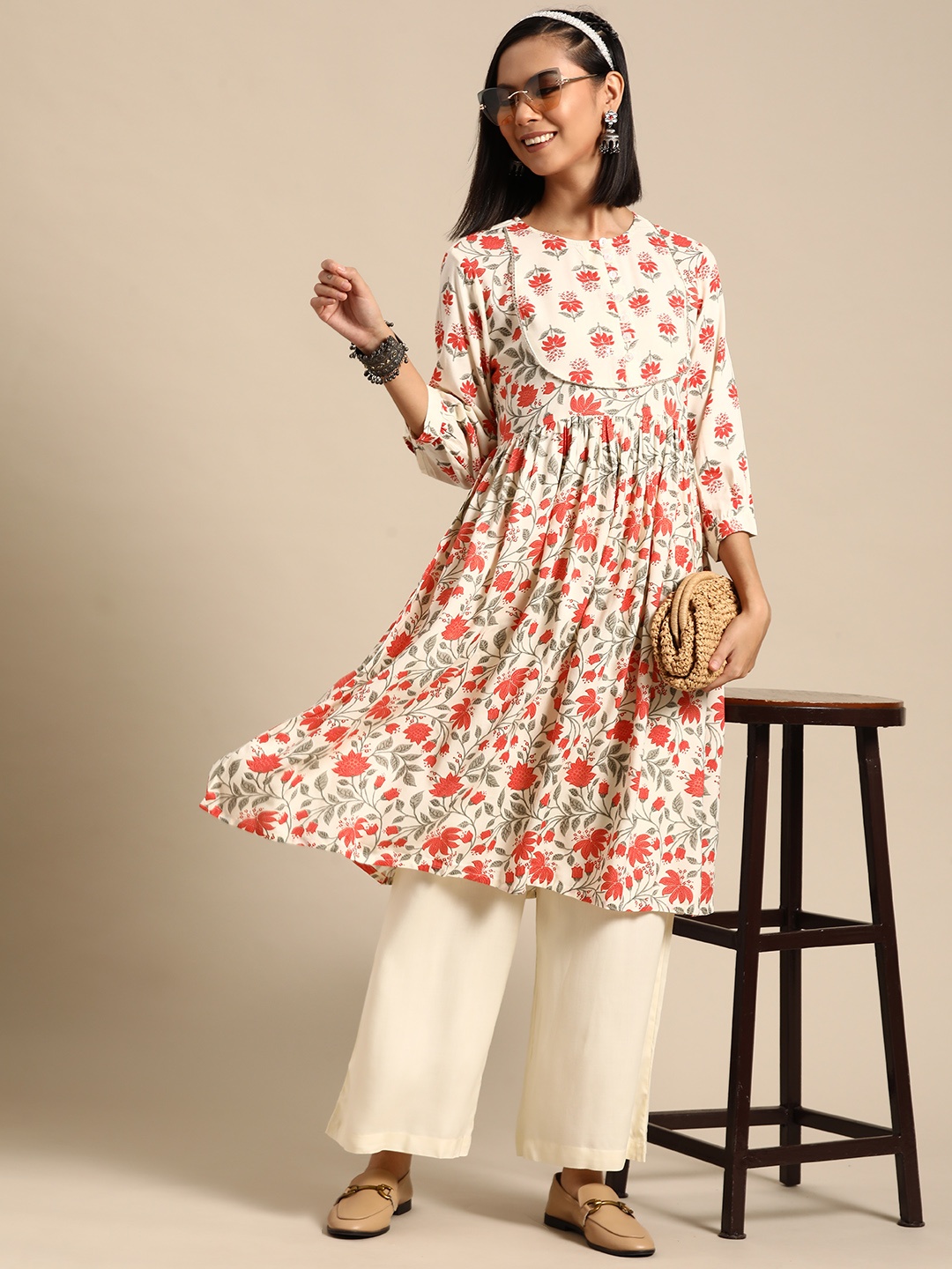 

Sangria Floral Print Pleated Kurta with Palazzos, Off white