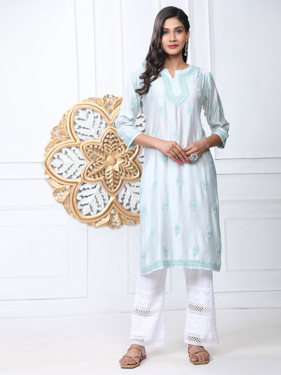 

HOUSE OF KARI Embroidered Notch Neck Chikankari Cotton Kurta, Sea green