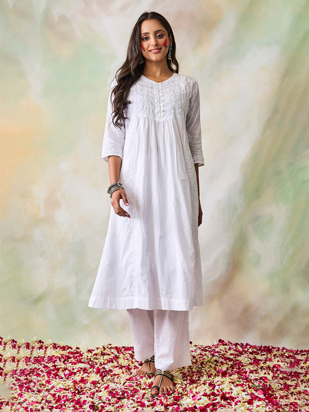 

HOUSE OF KARI Ethnic Motifs Embroidered Chikankari Kurta, White