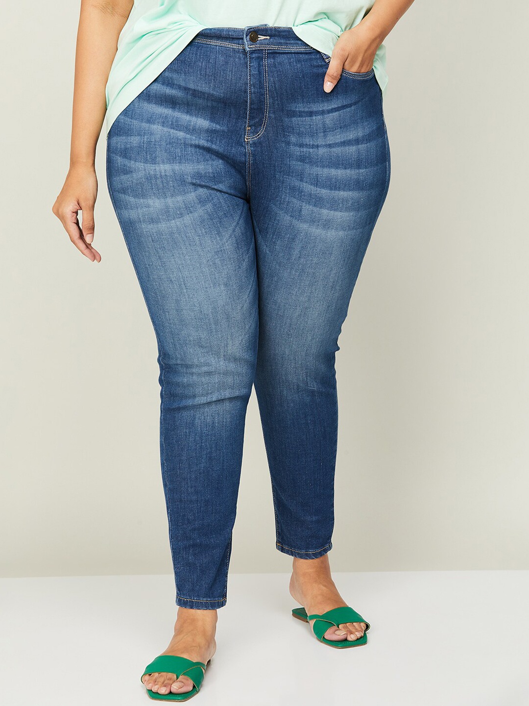 

Nexus by Lifestyle Women Plus Size Light Fade Heavy Fade Cotton Jeans, Blue