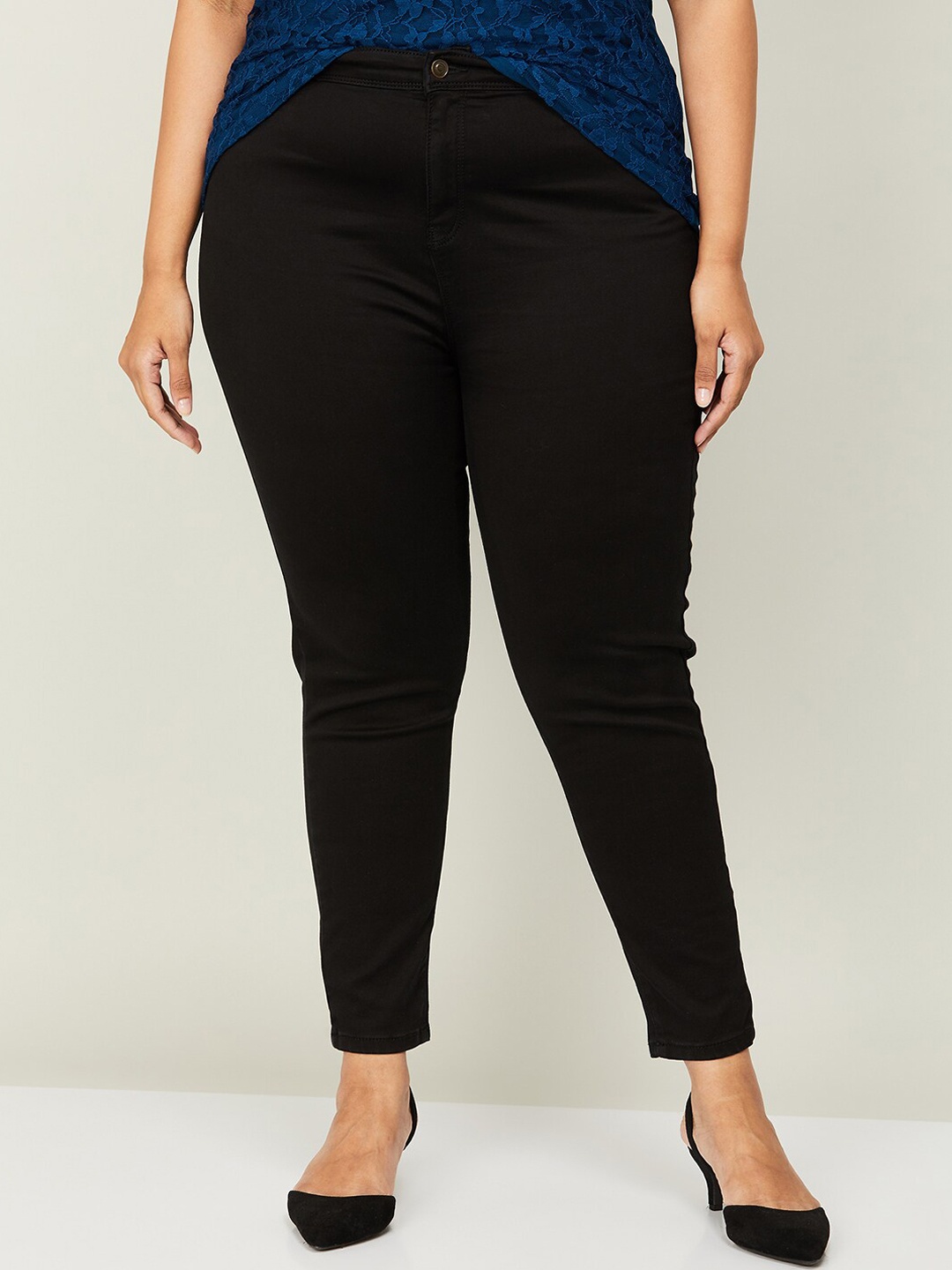 

Nexus by Lifestyle Plus Size Women Cropped Cotton Jeans, Black