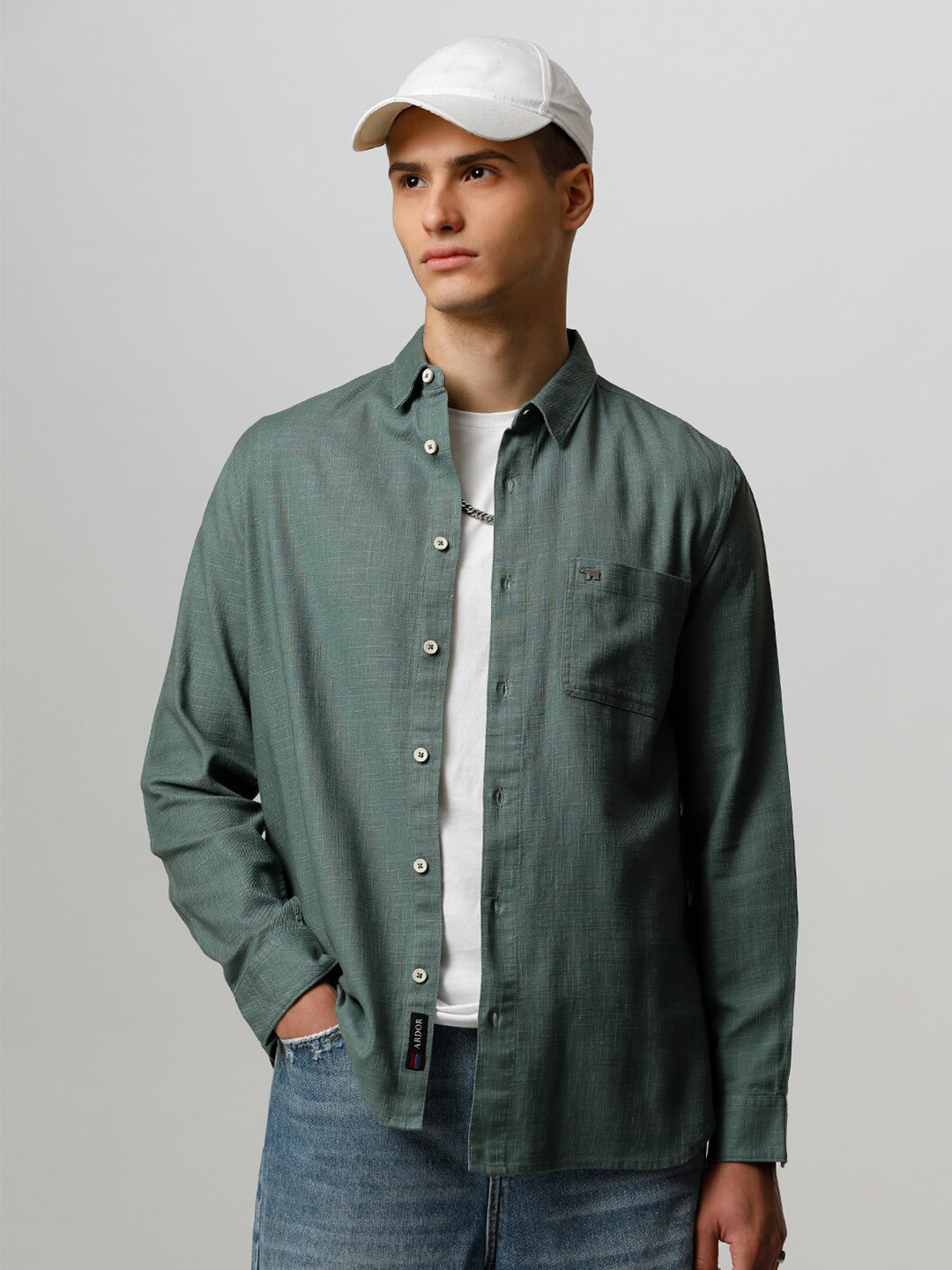 

THE BEAR HOUSE Slim Fit Spread Collar Pure Cotton Casual Shirt, Green
