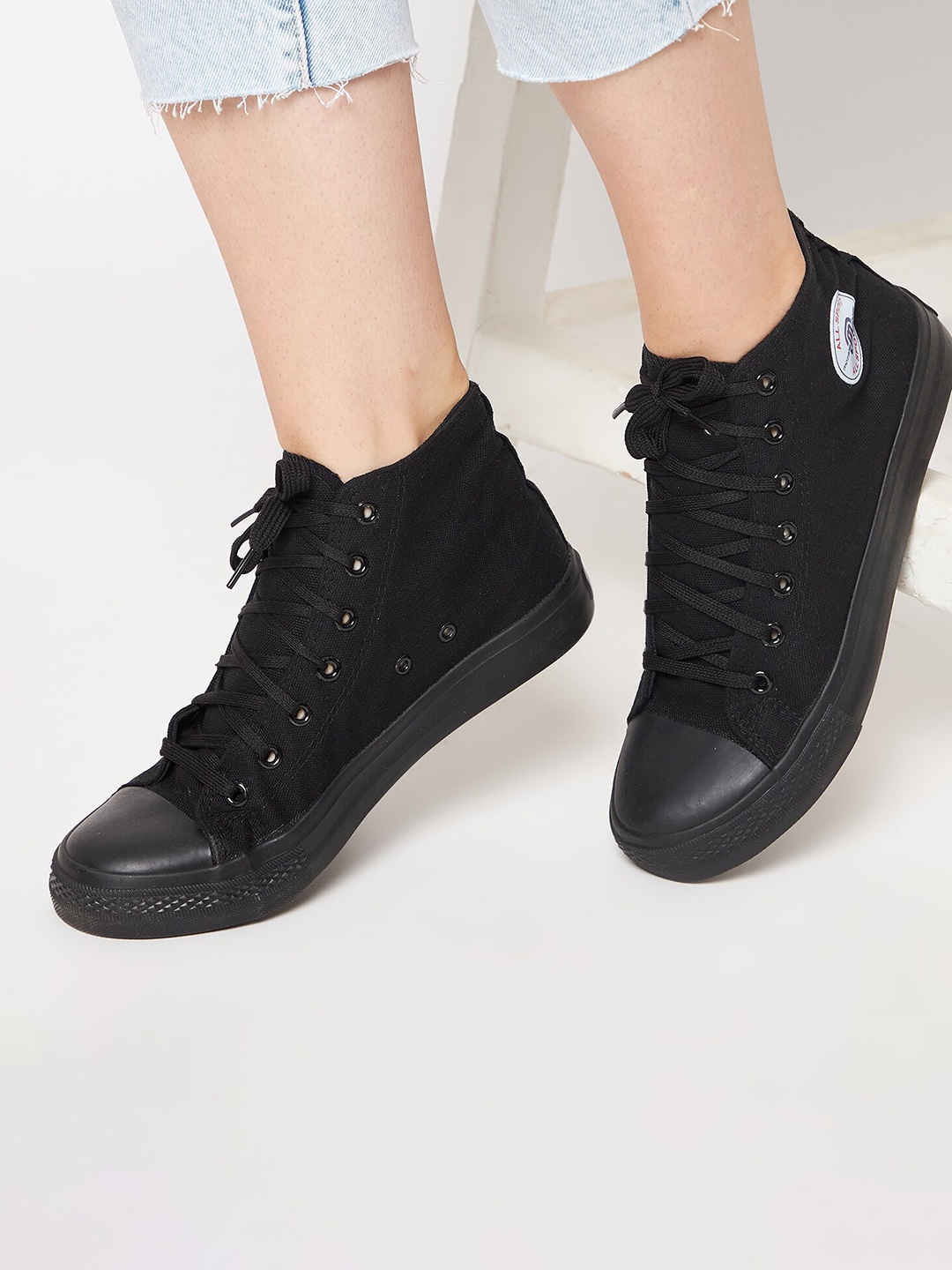 

MOZAFIA Women Canvas Mid-Top Lace-Up Sneakers, Black
