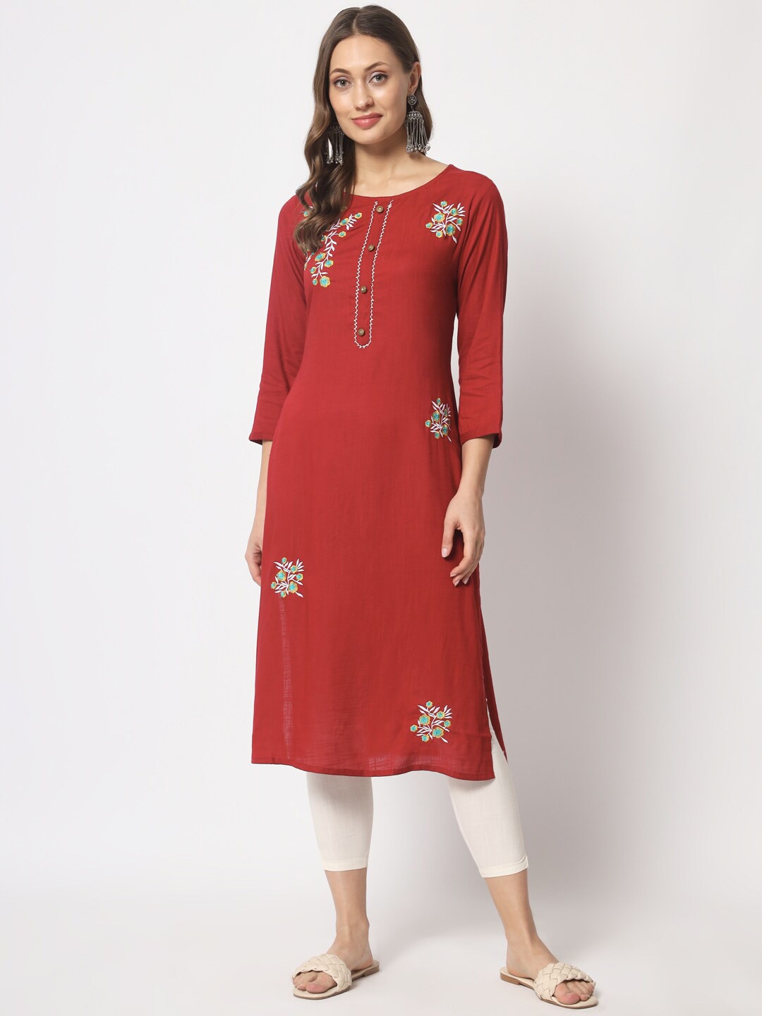 

Mishpra Calf Length Floral Embroidered Kurta, Red