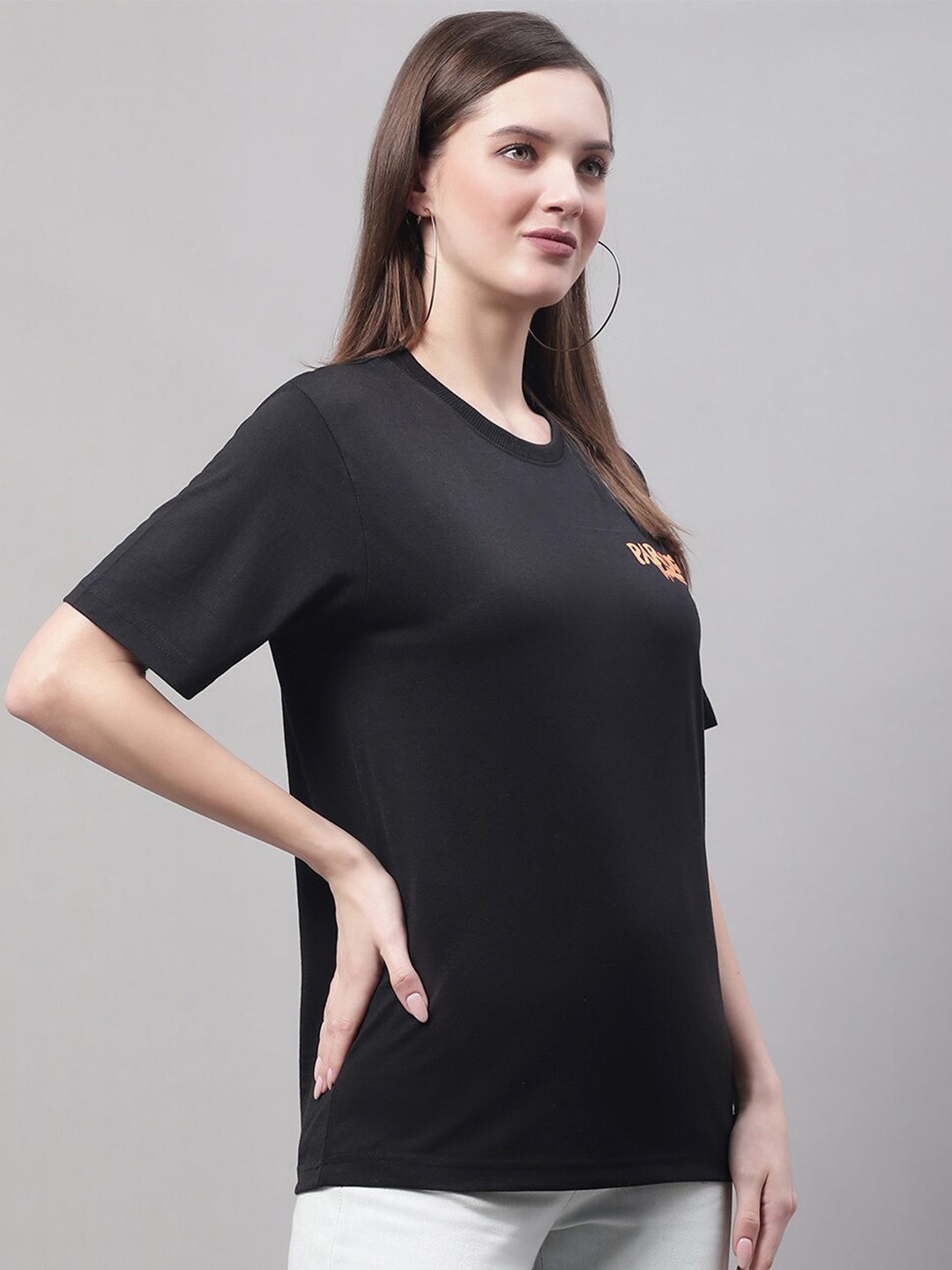 

Obaan Typography Printed Round Neck T-shirt, Black