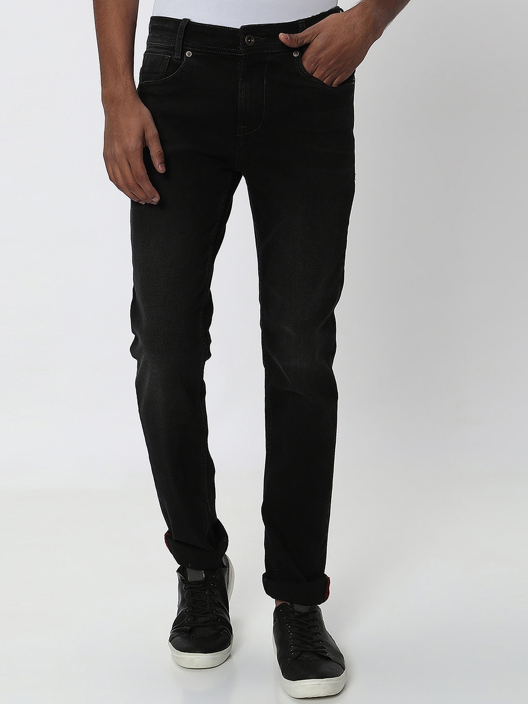 

Mufti Men Narrow Dark Shade Stretchable Jeans, Black