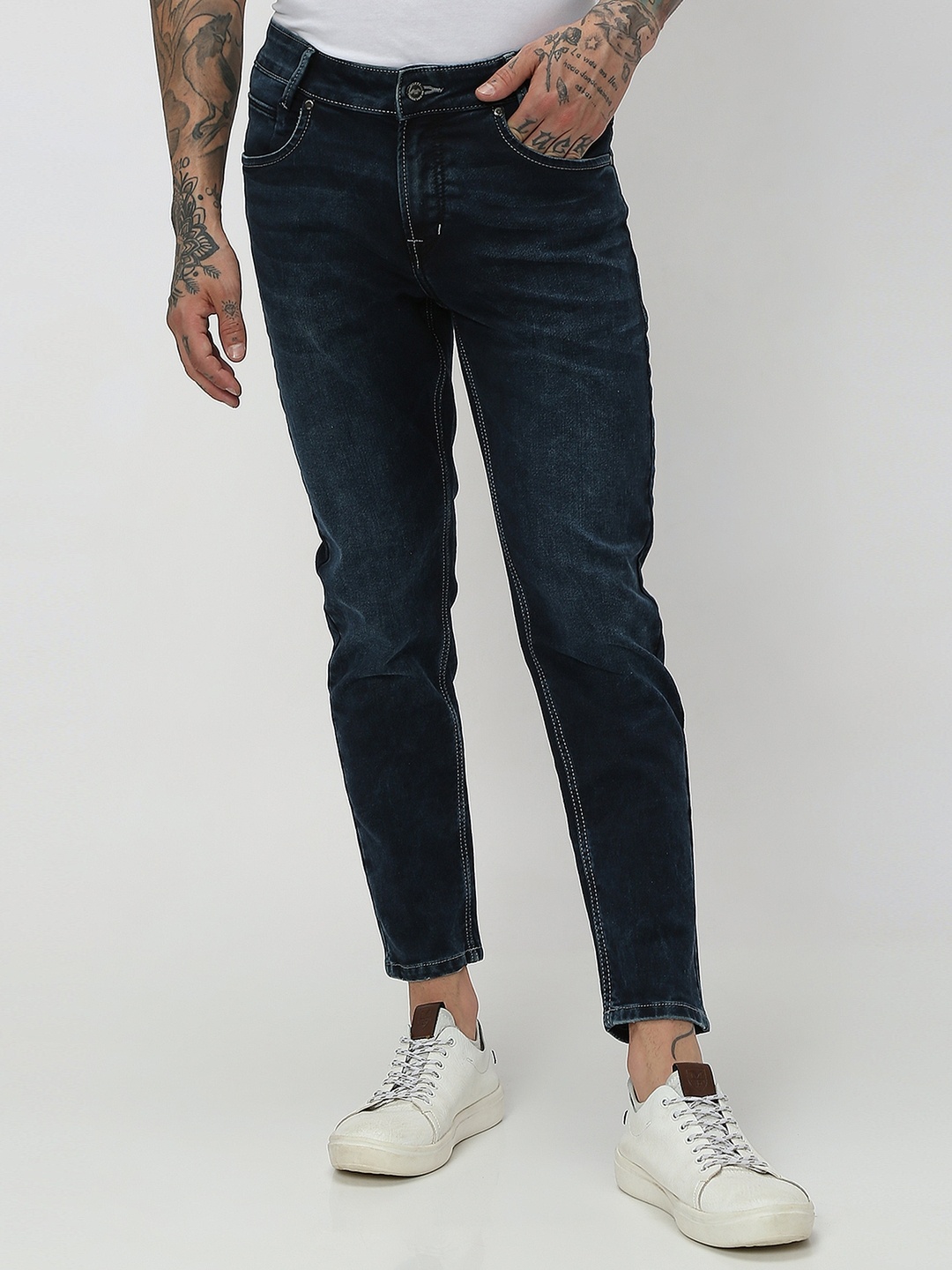 

Mufti Men Slim Fit Light Fade Stretchable Jeans, Navy blue