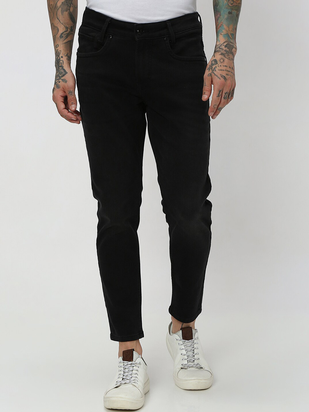 

Mufti Men Slim Fit Clean Look Stretchable Jeans, Black
