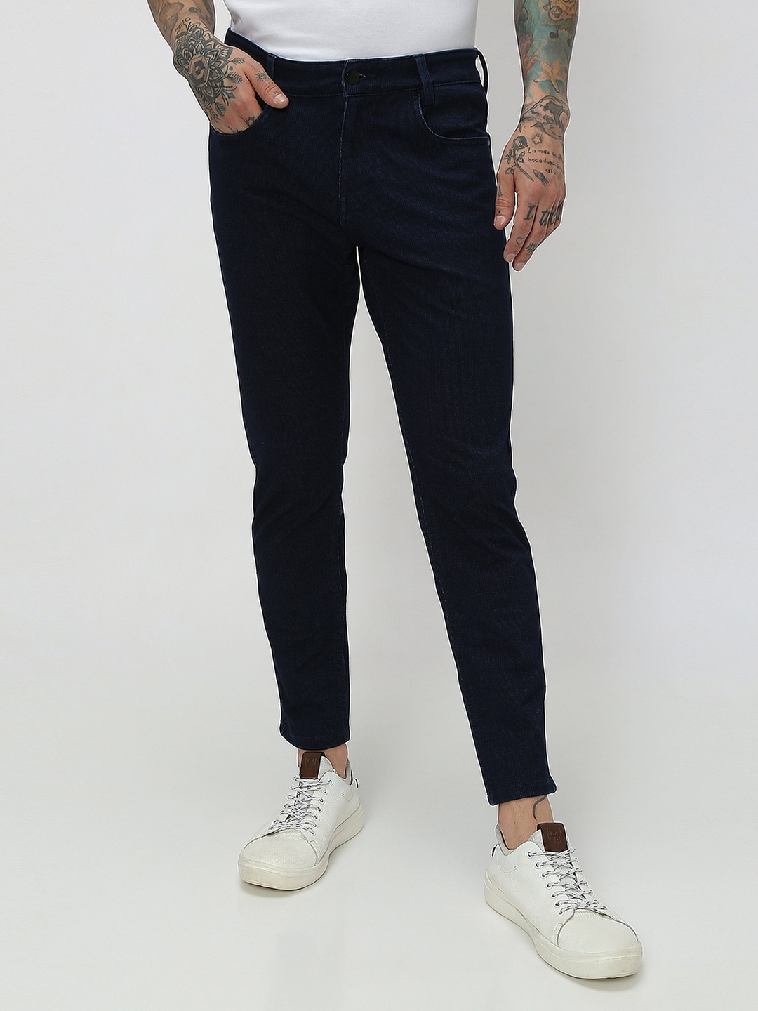 Mufti Men Slim Fit Slash Knee Stretchable Cotton Jeans, Navy blue