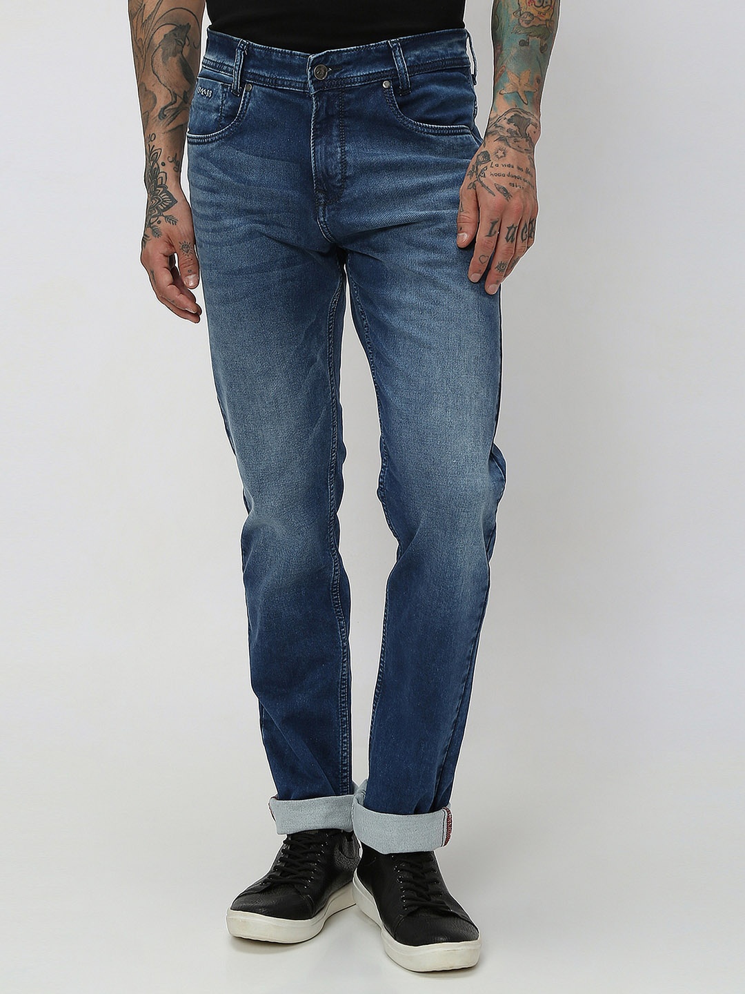 

Mufti Men Narrow Fit Low Distress Heavy Fade Stretchable Cotton Jeans, Navy blue
