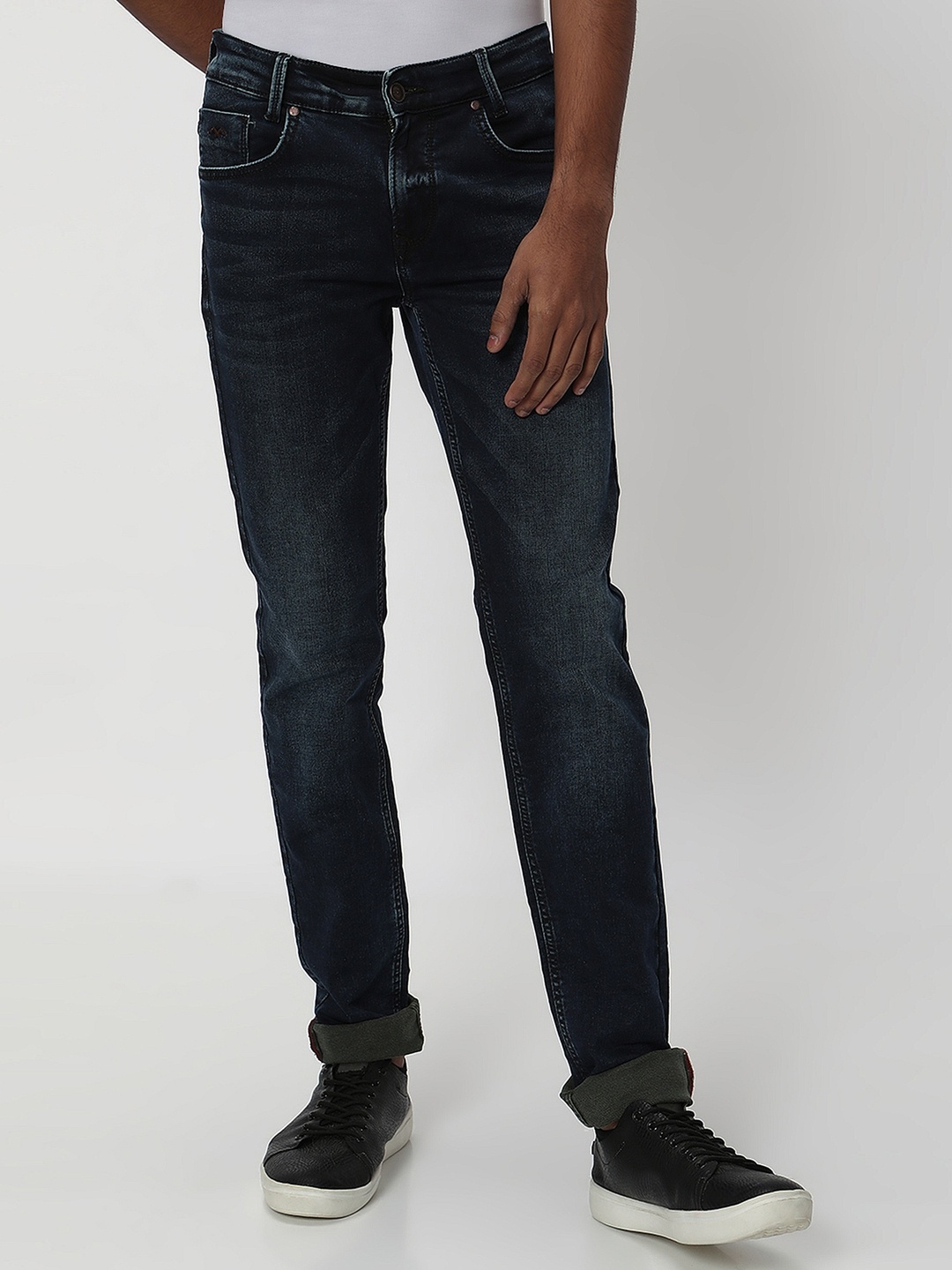 

Mufti Men Narrow Low Distress Light Fade Stretchable Cotton Jeans, Blue