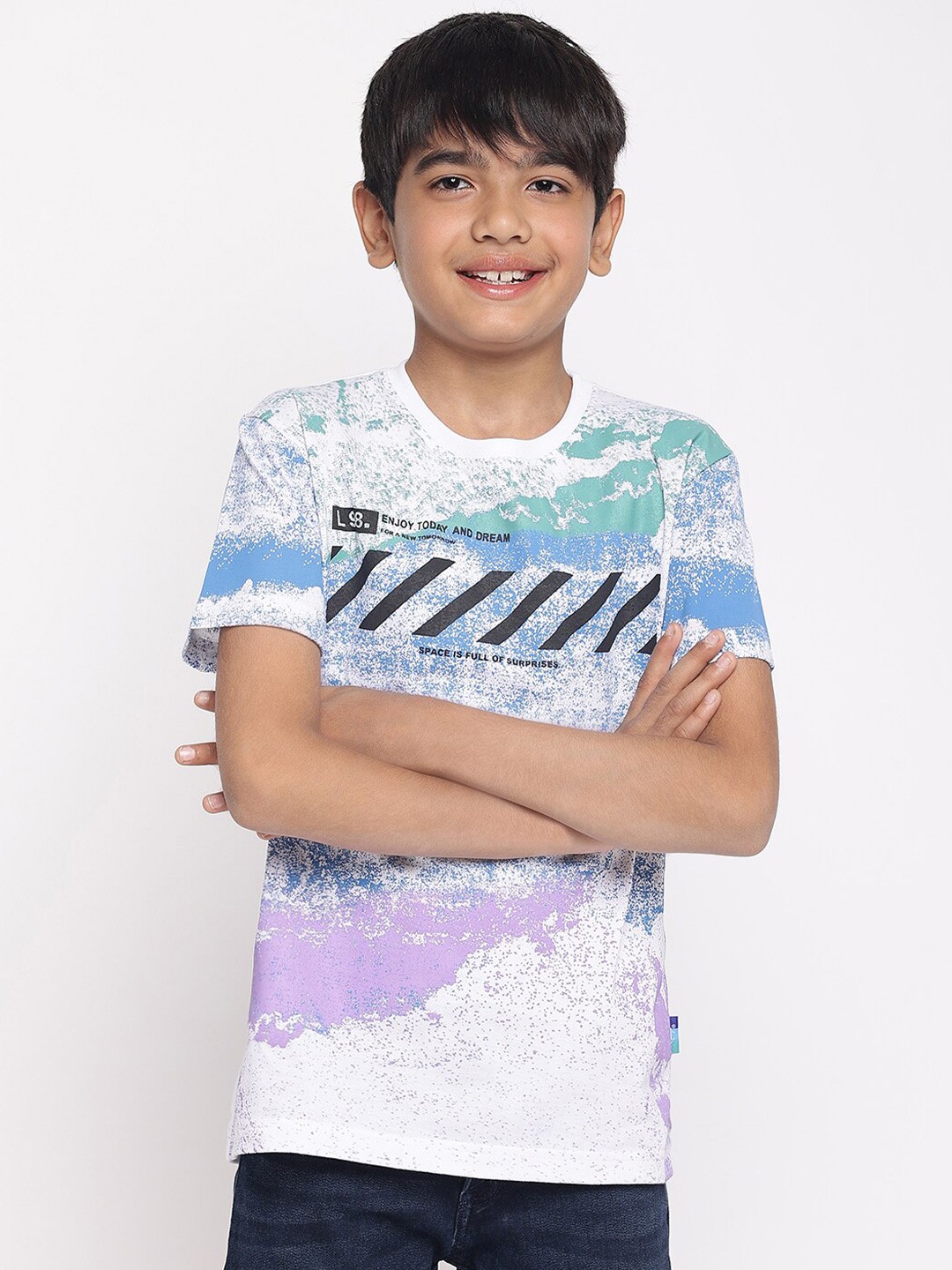 

Lil Tomatoes Boys Abstract Printed Cotton T-shirt, White