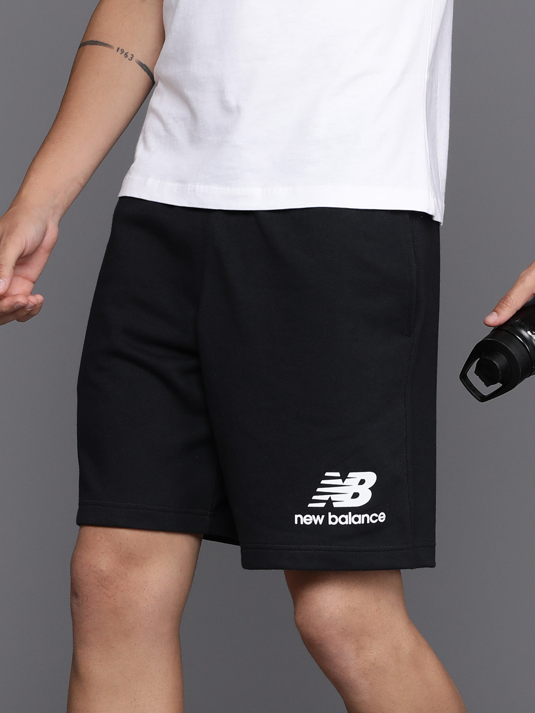 

New Balance Men High-Rise Sports Shorts, Black