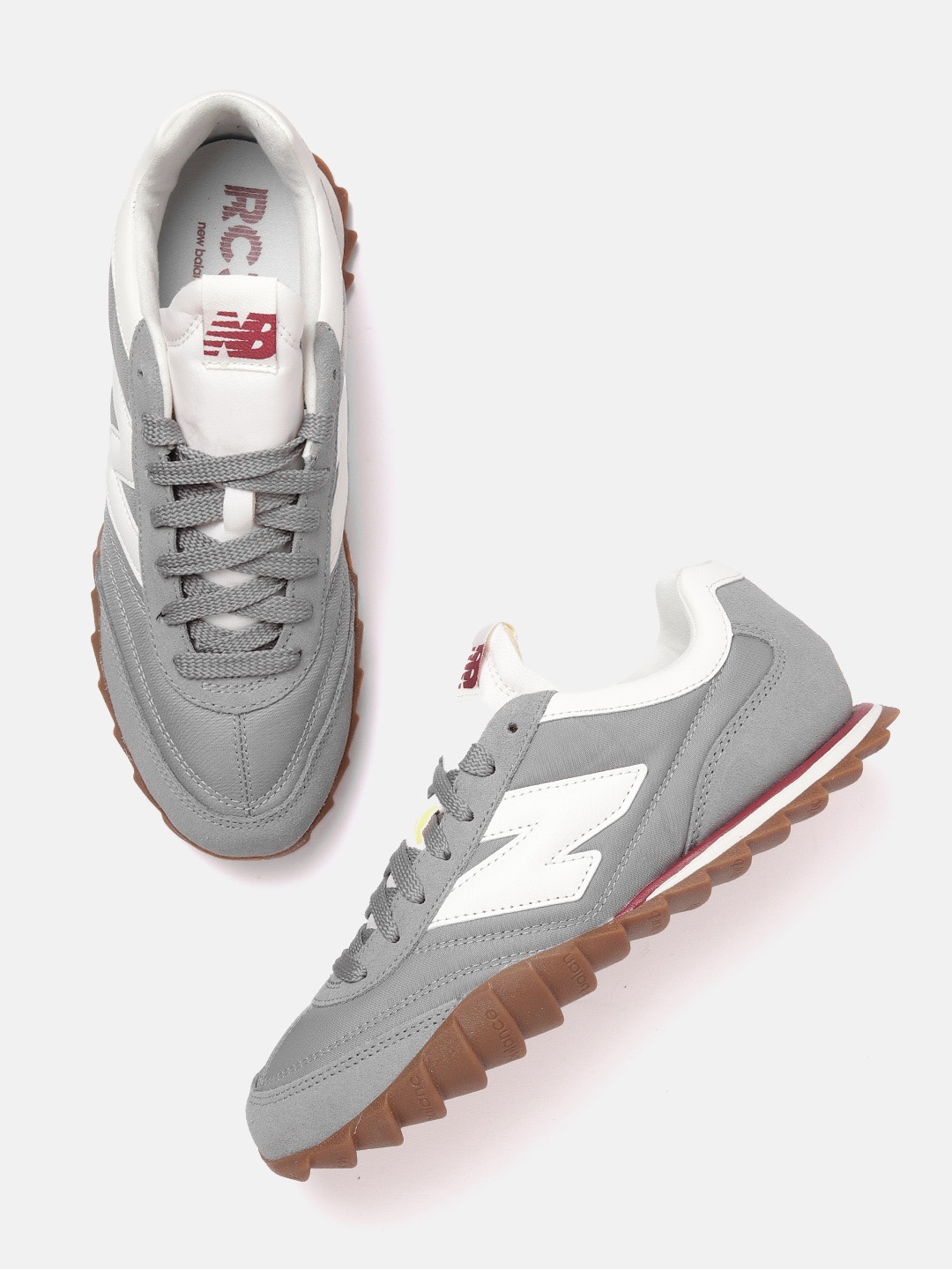 

New Balance Men Round Toe RC 30 Sports Shoes, Grey
