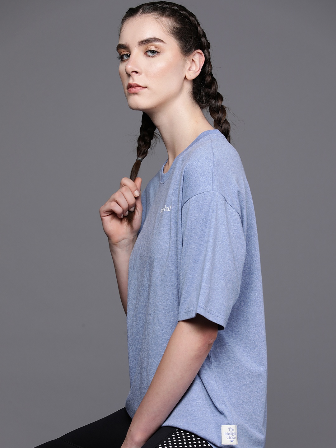 

New Balance Drop-Shoulder Sleeves Essentials Oversized T-shirt, Blue