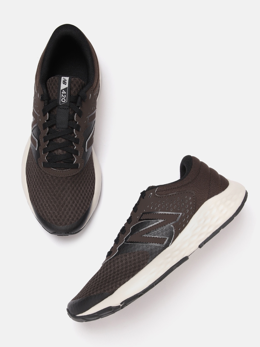 

New Balance Men Woven Design 420 Running Shoes, Brown