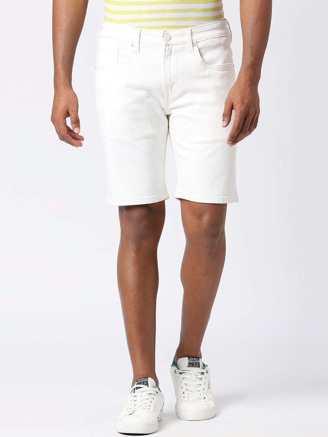 

Pepe Jeans Men Cotton Mid-Rise Regular Shorts, White